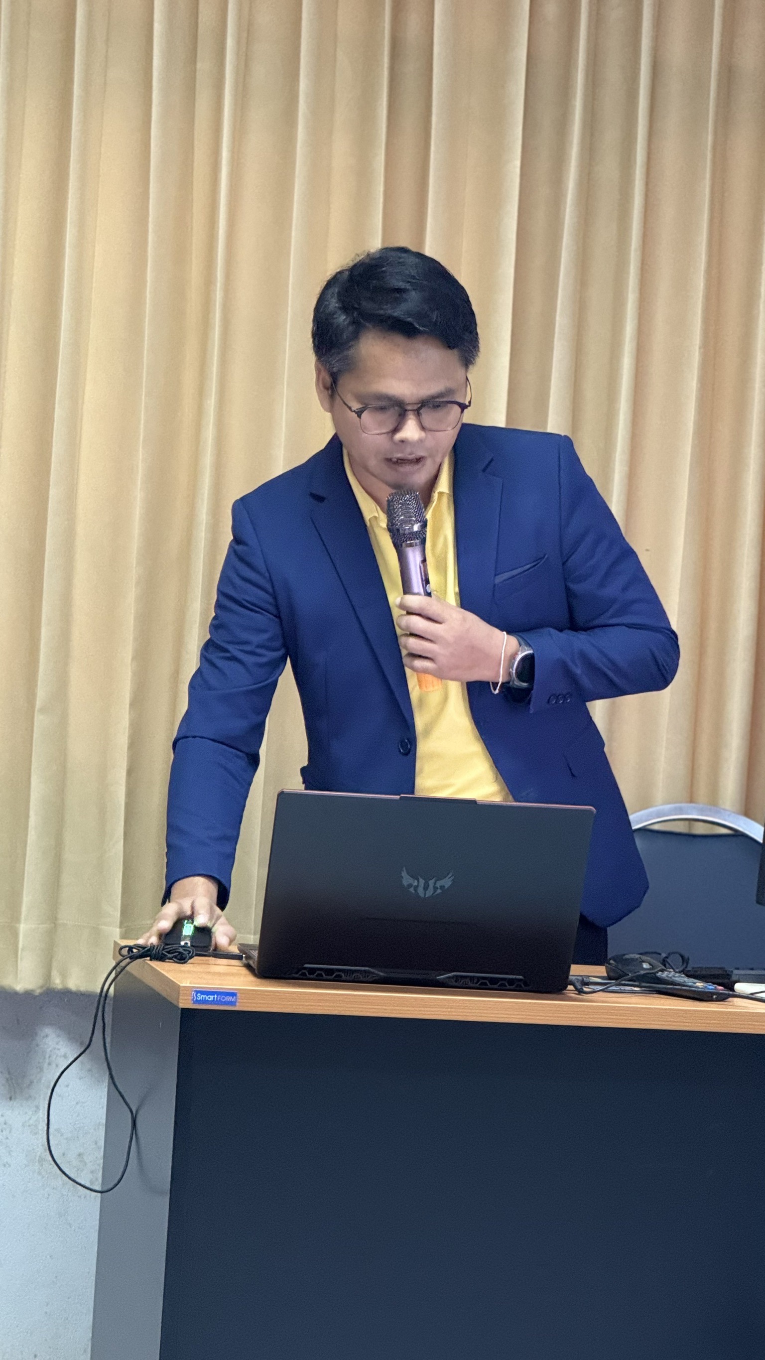 ภาพที่ 11