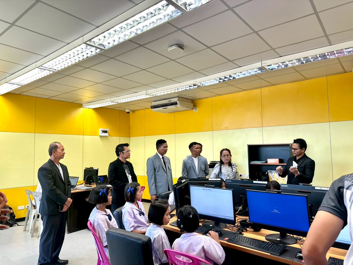 ภาพที่ 2