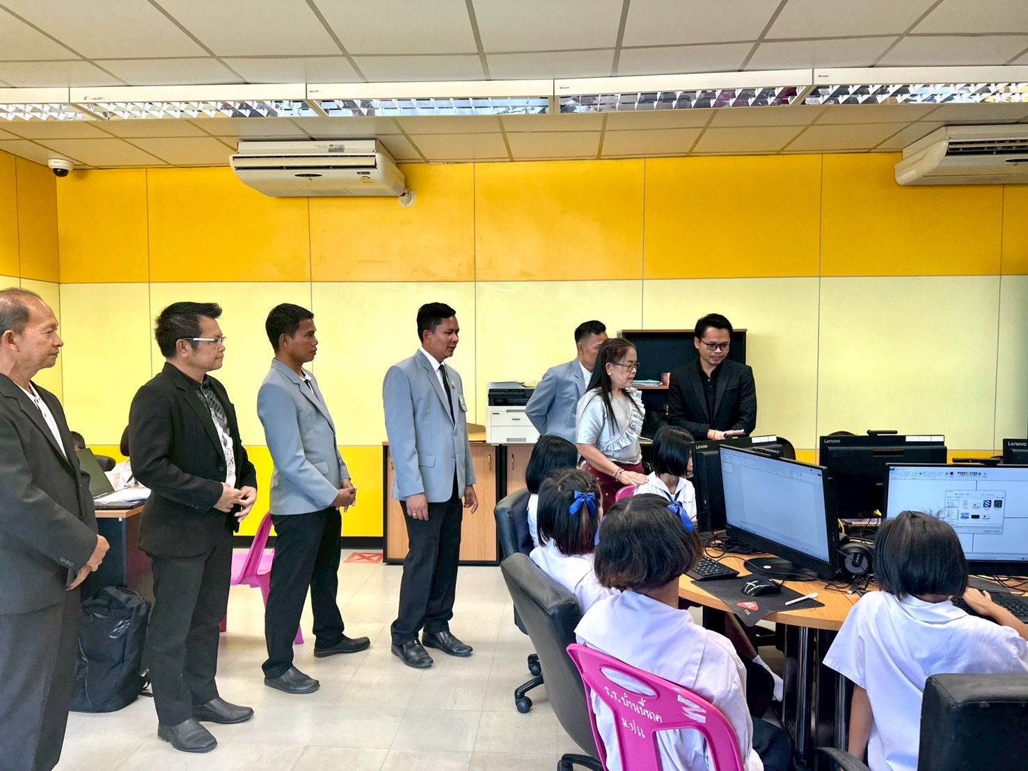 ภาพที่ 9