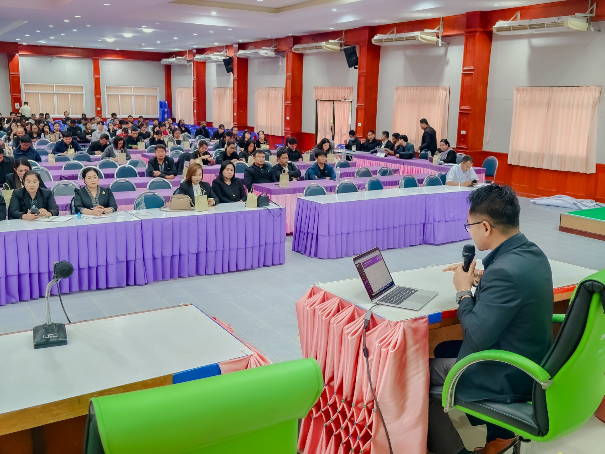 ภาพที่ 8